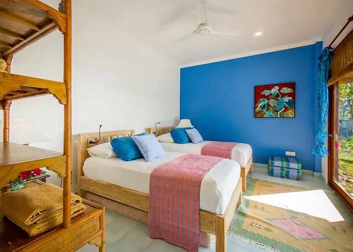 Aquamarine Villa *